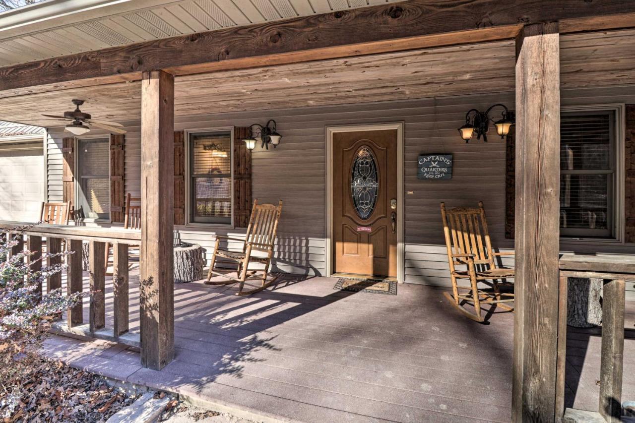 The Captains Quarters In Rogers With Covered Porch! Villa Exterior photo